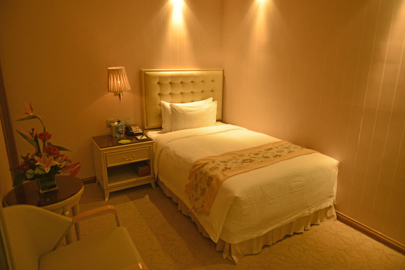 Vili International Hotel Guangzhou Exterior photo