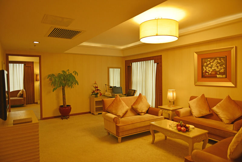 Vili International Hotel Guangzhou Exterior photo